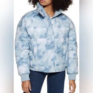 Levi’s Women’s Blue Tie Dye Cinch Waist Puffer Jacket Size XL